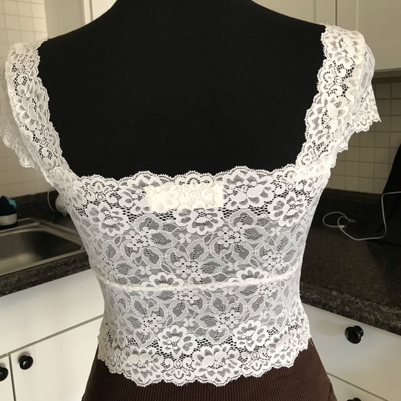 Y2k Abercrombie white lace milkmaid crop top 🍓🤍 - Picture 2 of 12